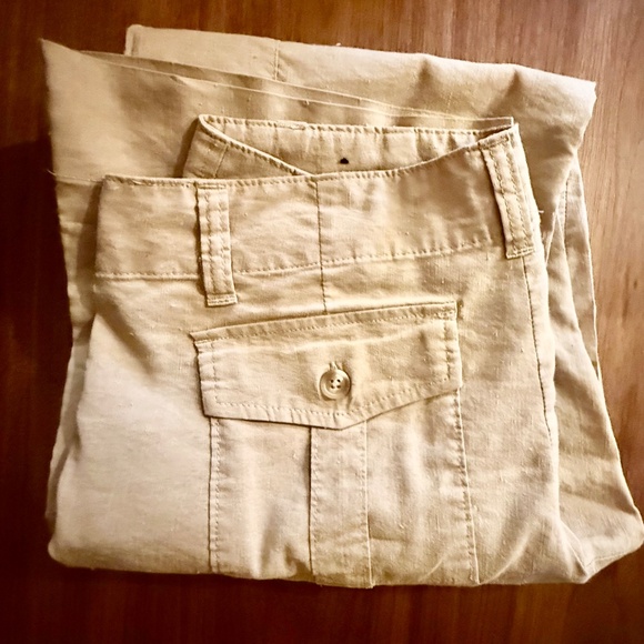 EUC Banana Republic Linen convertible pants - Picture 3 of 5